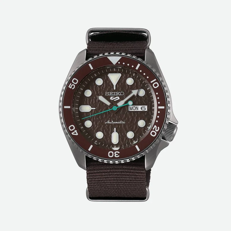 Seiko 5 Sport SRPD85K1 Sense Marrone
