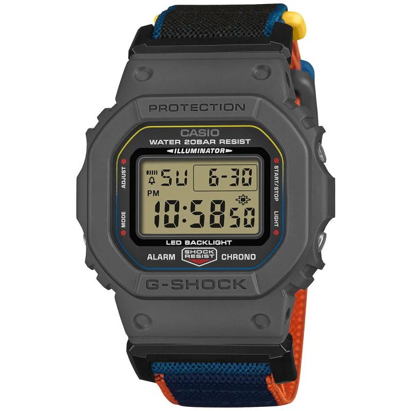 Orologio digitale da uomo CASIO G-SHOCK DW-5600MNC-8A2JF JDM FIDLOCK con cinturino magnetico e chiusura a croce, colore grigio.