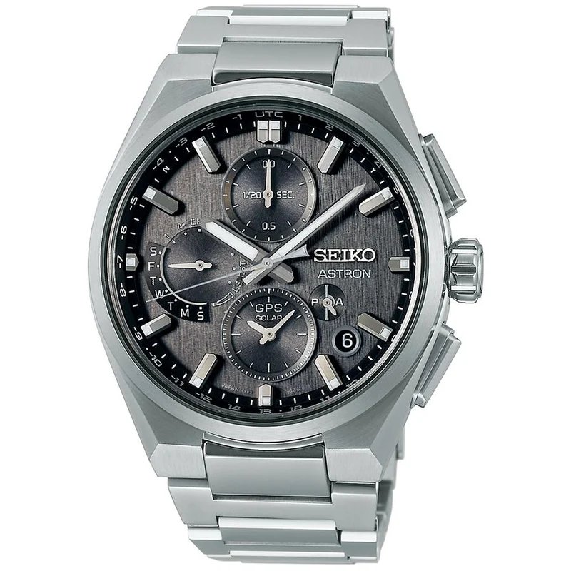 Orologio da uomo Seiko Astron Nexter Dual Time Chronograph SBXC163 con energia solare, GPS, radio satellitare e quadrante grigio