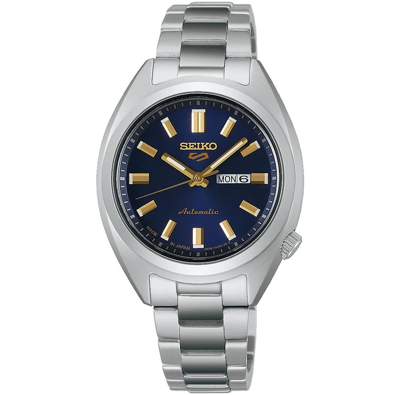Orologio automatico da donna Seiko 5 Sports serie SNXS, formato piccolo, con cassa Hebitama, modello SRRA009, quadrante blu navy, uscito il 5 dicembre.