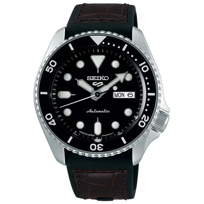 Orologio da uomo Seiko 5 Sports Specialist SBSA027, meccanico automatico, con cinturino in pelle nera.
