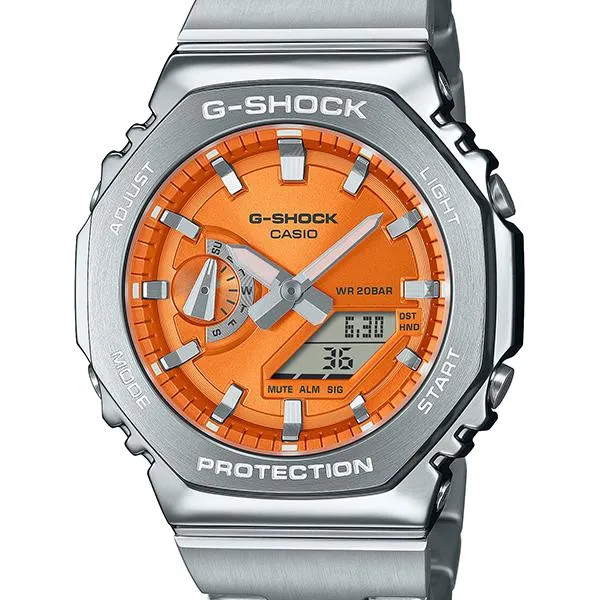 Orologio da uomo G-SHOCK CASIO GM-2100 con cinturino in metallo e quadrante colorato, modello GM-2110D-4AJF.