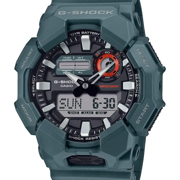 Orologio da uomo G-SHOCK CASIO GA-010-2AJF con combinazione digitale-analogica e durata della batteria di circa 10 anni.
