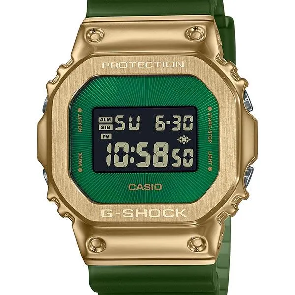 Orologio da uomo G-SHOCK CASIO GM-5600CL-3JF con cassa in metallo, elegante e adatto al fuoristrada (uscito il 9 giugno 2023)