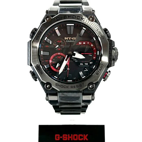 Orologio da uomo G-SHOCK CASIO MTG-B2000YBD-1AJF in carbonio, leggero, radiocontrollato e a energia solare.