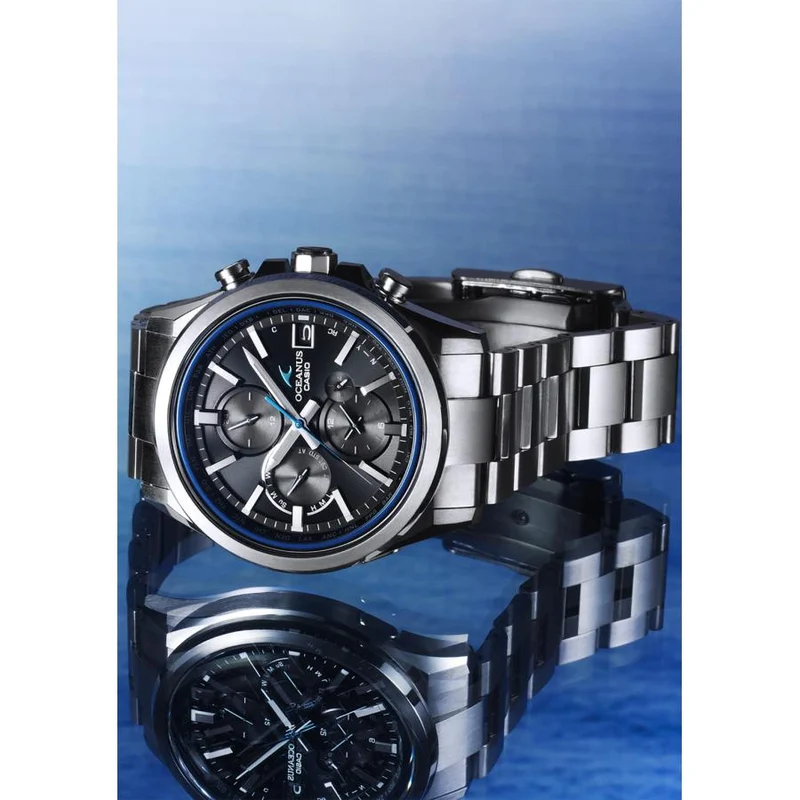 Orologio da uomo analogico CASIO OCEANUS OCW-T4000-1AJF JDM con radio solare, Bluetooth e cassa in titanio.