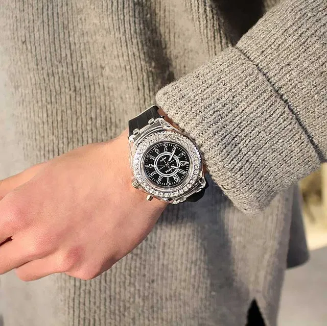 Led Flash Luminous Watch Personality trends